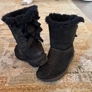 UGG Black Boots with Fur and Ribbon Accents